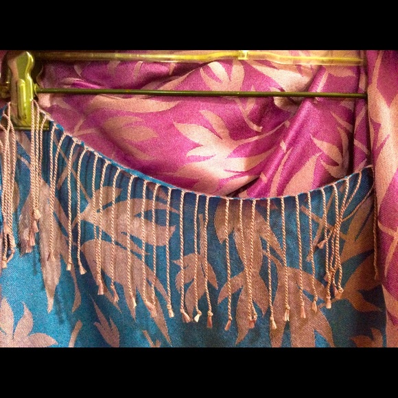 π100% silk wrap/scarf made in Indiaπ - Picture 6 of 10